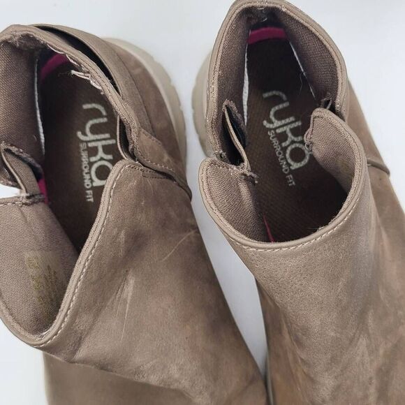 Ryka Womens Shea Ankle Boots Booties Taupe Suede Lug Sole Flat Slip 7.5 Wide - Picture 5 of 7